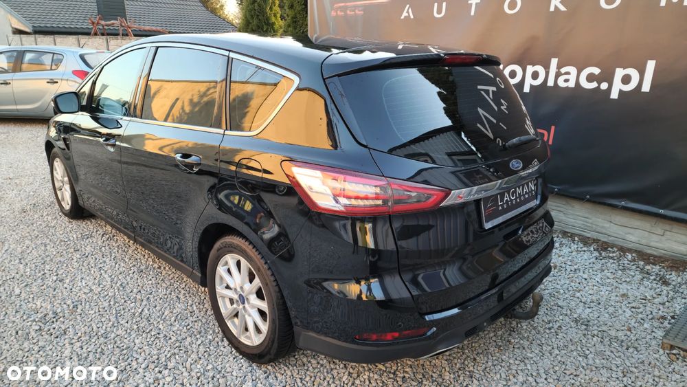 Ford S-Max - 10