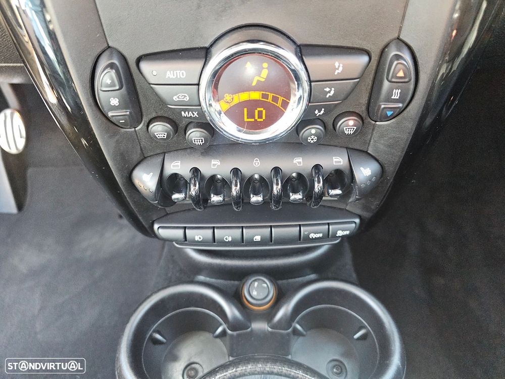 MINI Countryman Cooper SD - 28