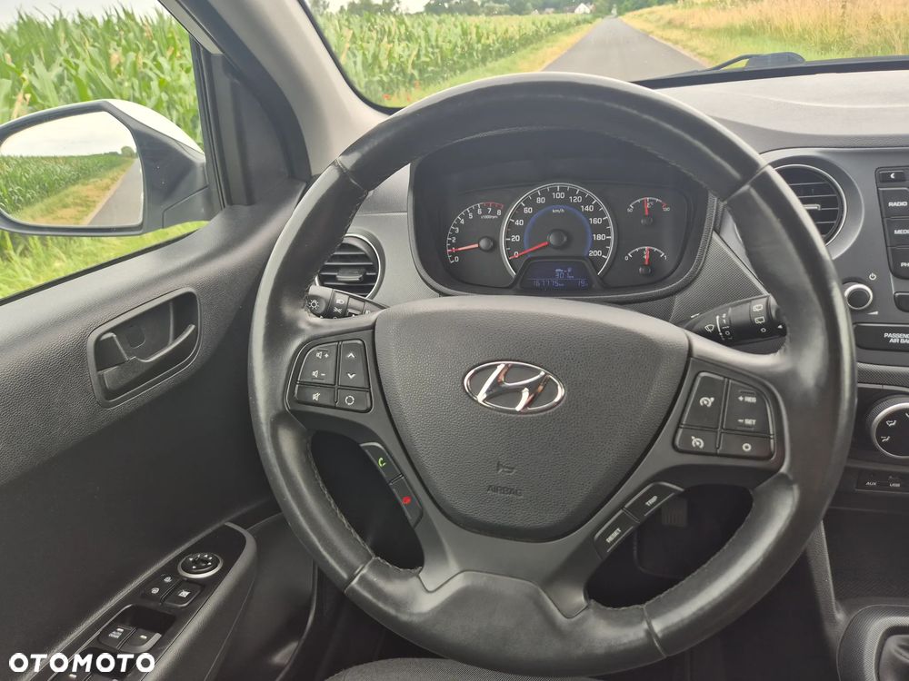 Hyundai i10 1.2 Passion - 21