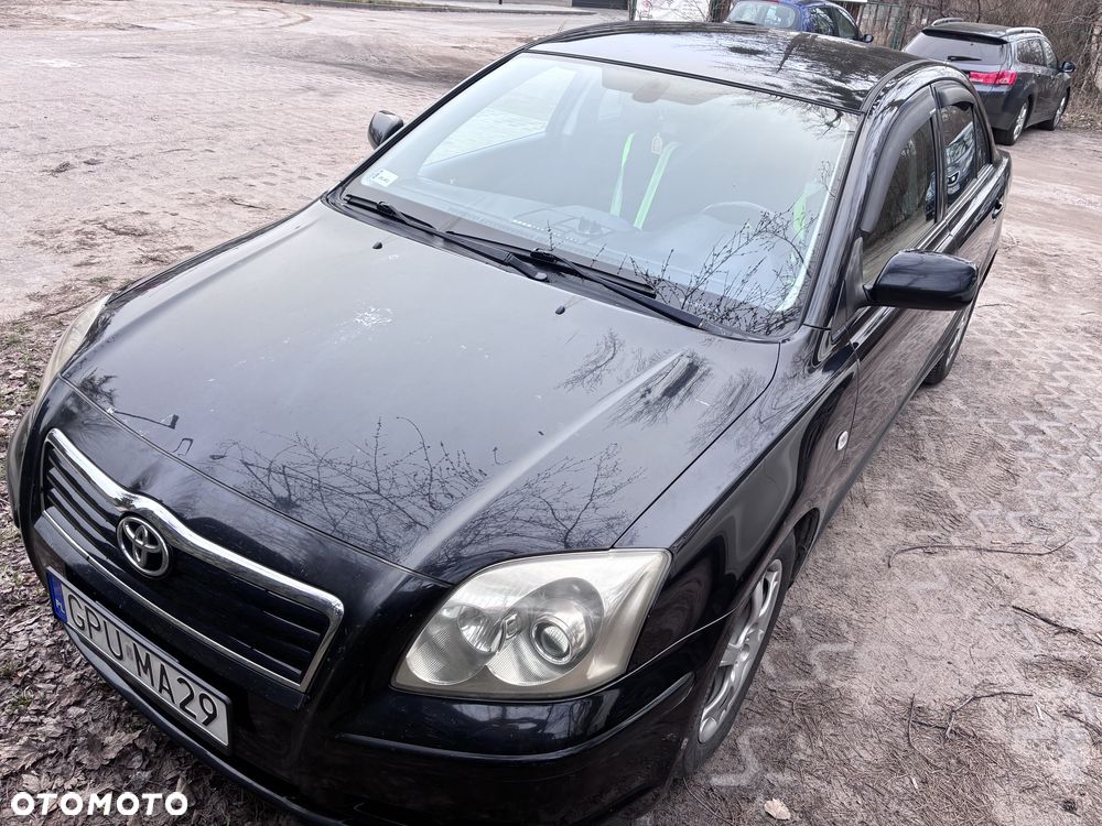 Toyota Avensis - 5
