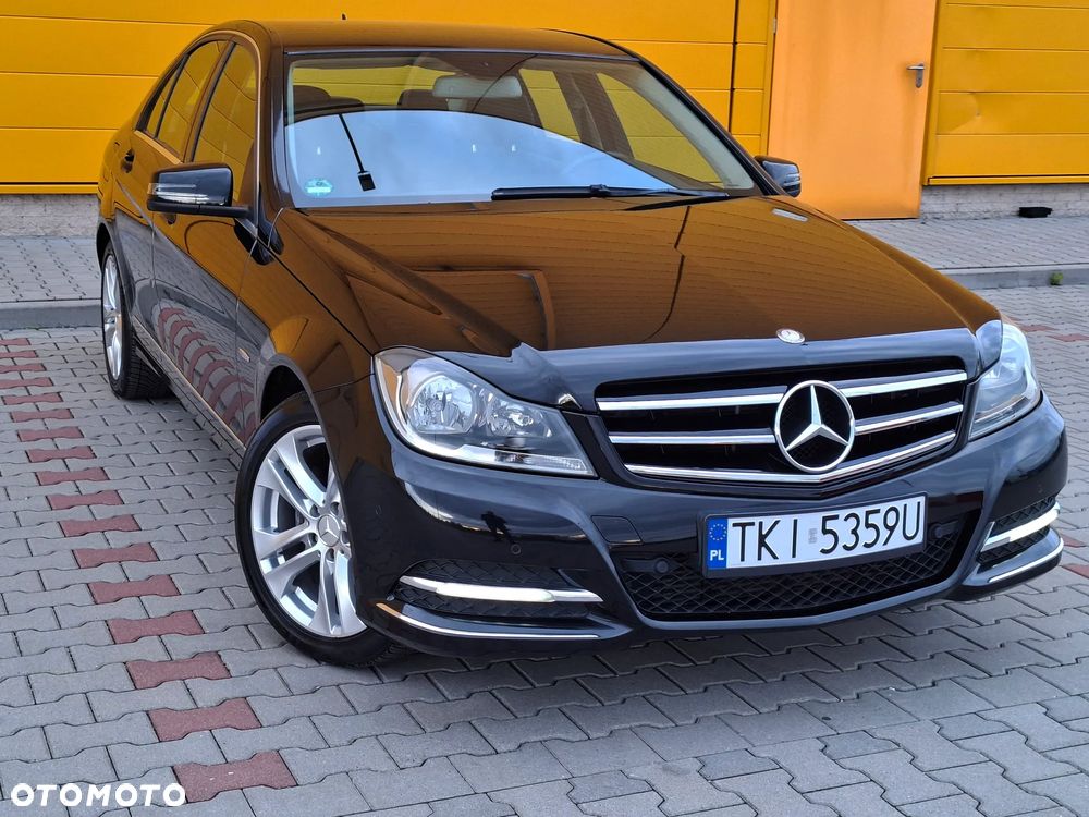 Mercedes-Benz Klasa C 180 CGI BlueEFFICIENCY Avantgarde - 5