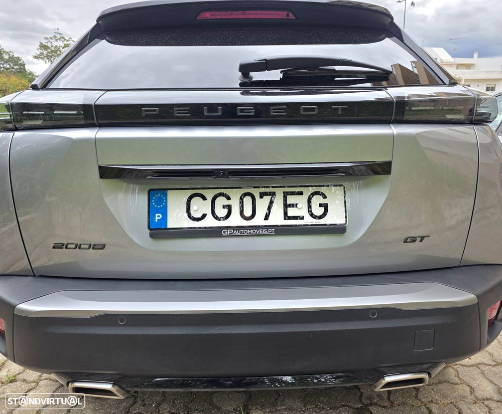 Peugeot 2008 PureTech 130 EAT8 GT - 3