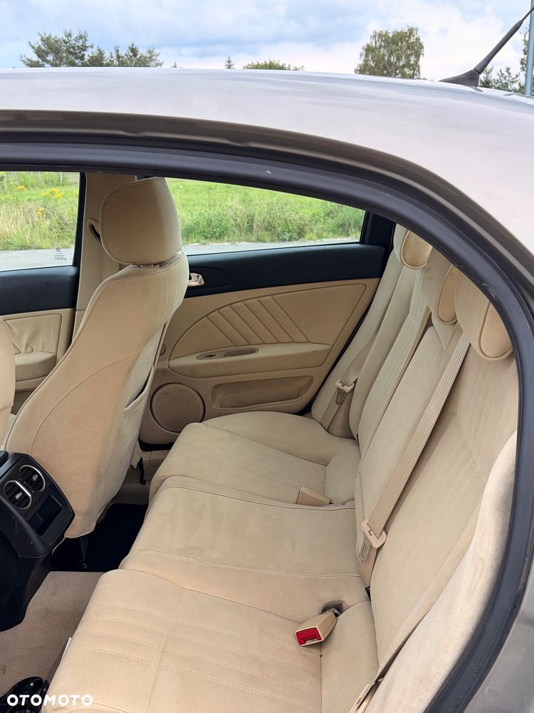 Alfa Romeo 159 1.9JTDM Distinctive - 14