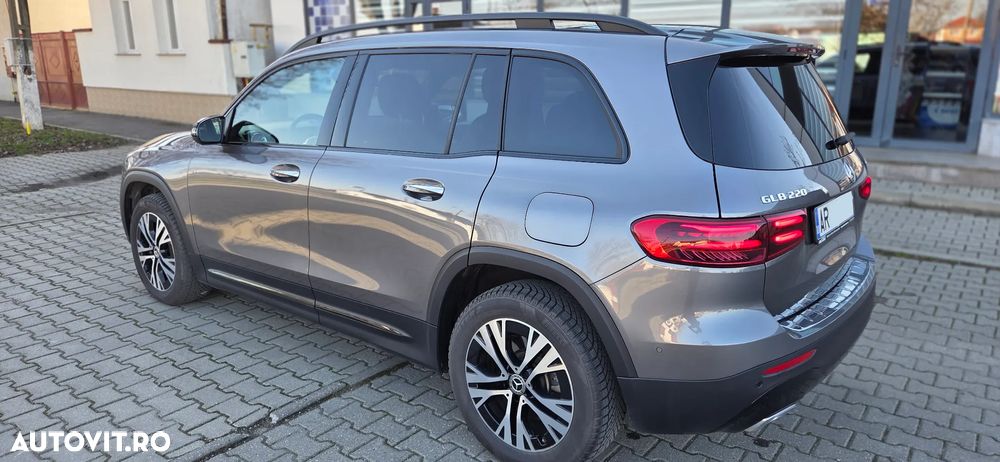 Mercedes-Benz GLB - 5