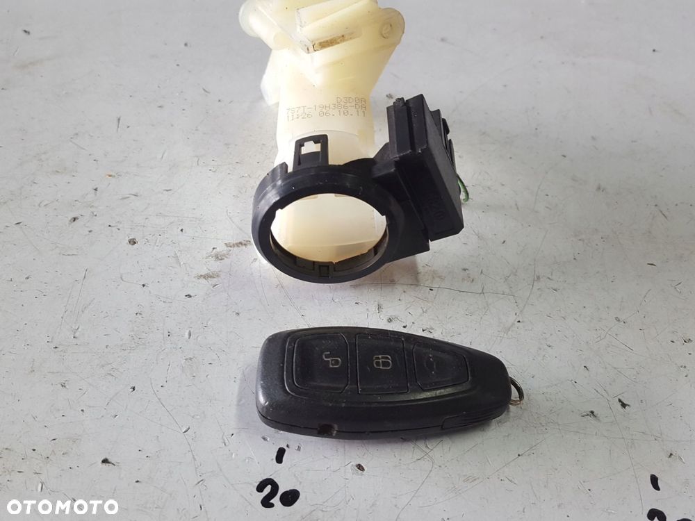 FORD KUGA MK1 08-12r KLUCZYK START STOP - 1