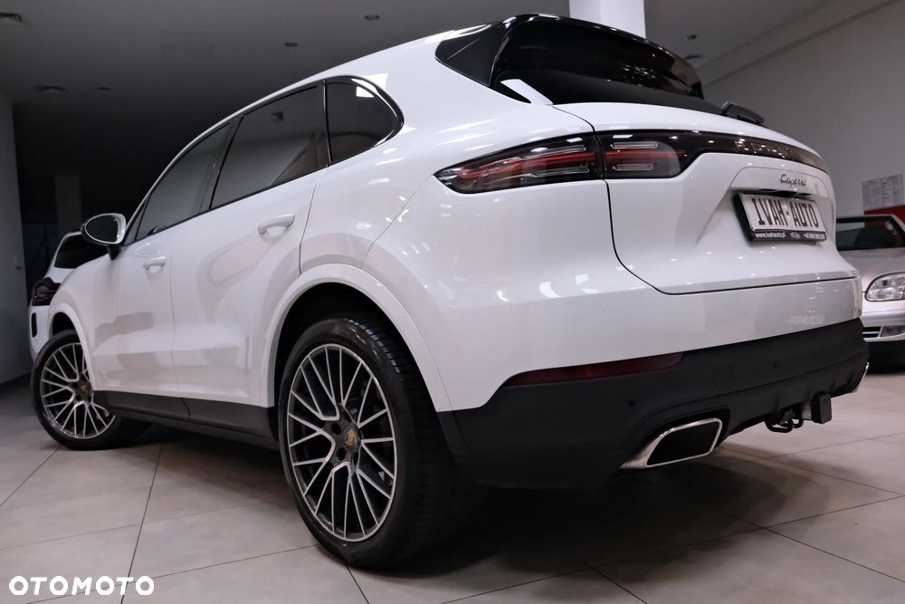 Porsche Cayenne Platinum Edition - 13