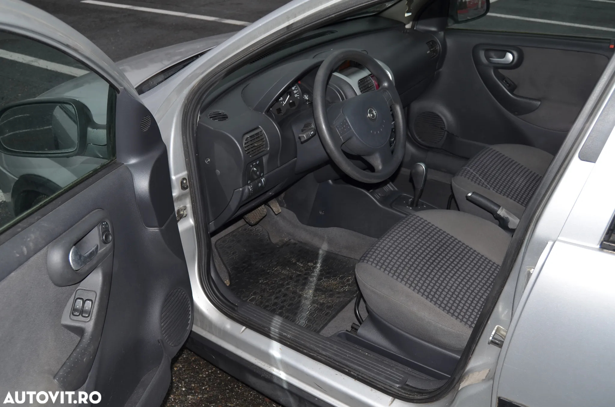 Opel Corsa 1.2i Easytronic Enjoy - 10