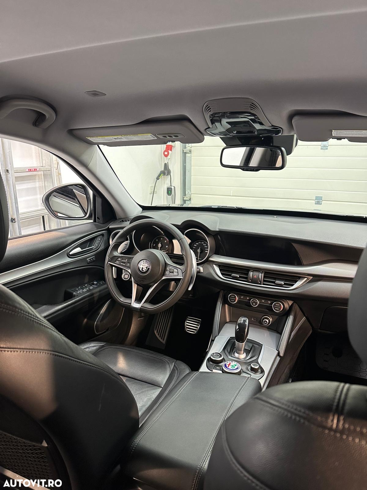 Alfa Romeo Stelvio - 11