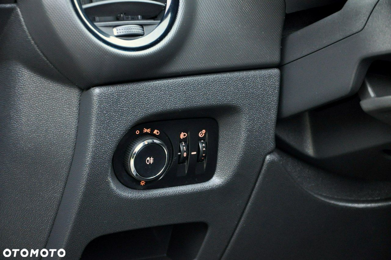 Opel Corsa - 36