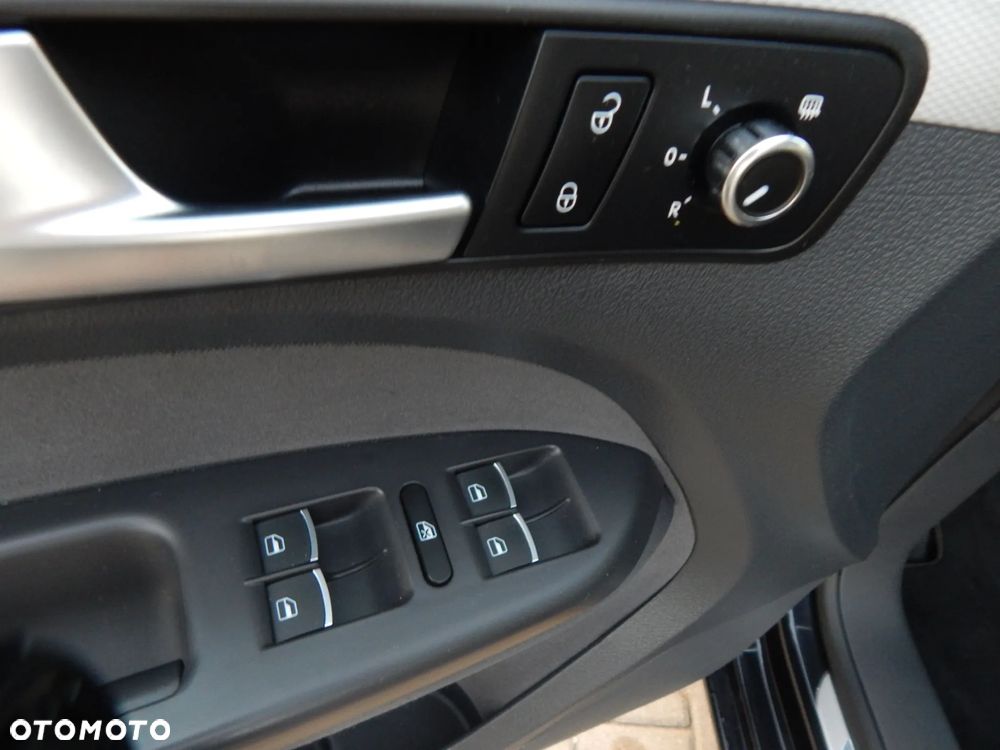 Volkswagen Touran 1.6 TDI DPF Life - 17