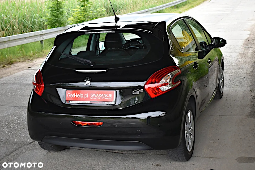 Peugeot 208 Blue-HDi 100 Stop&Start Allure - 11