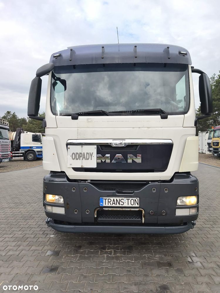 MAN TGS 28.320 hds hiab 144-4 2013 rok oś skretna Mały Przebieg - 10