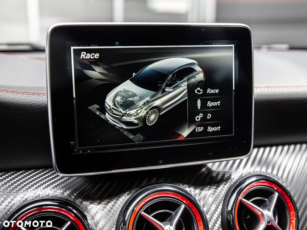 Mercedes-Benz Klasa A AMG 45 4Matic AMG Speedshift 7G-DCT - 25