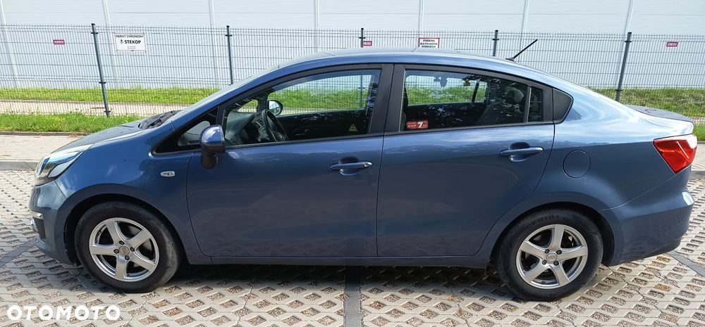 Kia Rio 1.4 M - 8