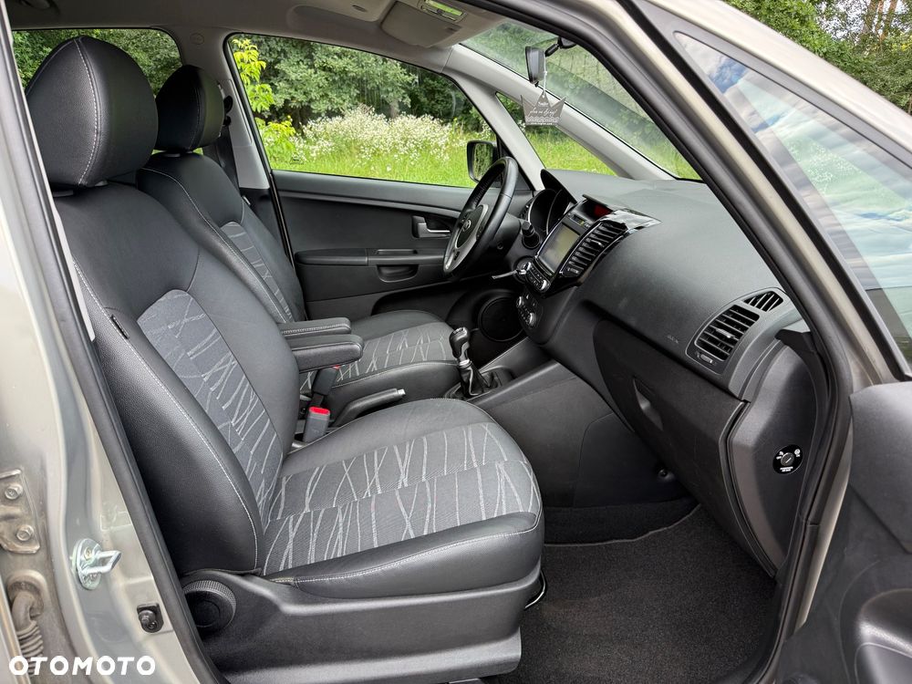 Kia Venga 1.4 CVVT Business Line - 10