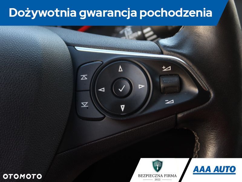 Opel Insignia - 21