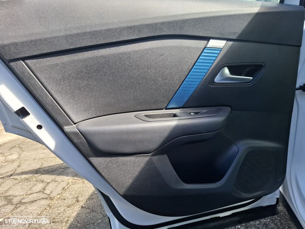 Citroën e-C4 50 kWh Feel - 38