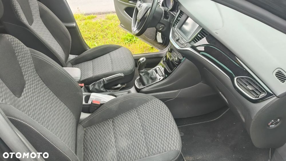 Opel Astra 1.4 T Dynamic - 16
