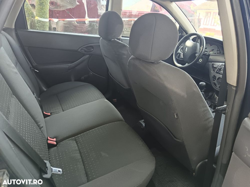 Ford Focus 1.8 TDDI Comfort - 7