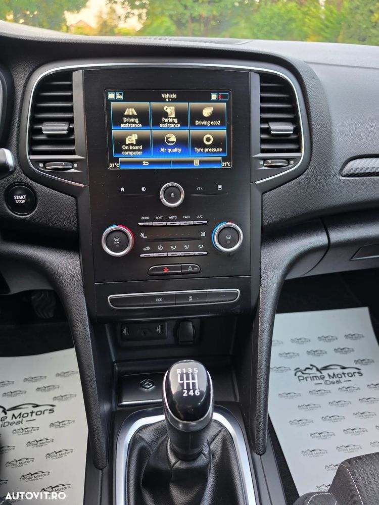 Renault Megane BLUE dCi 115 BUSINESS EDITION - 40
