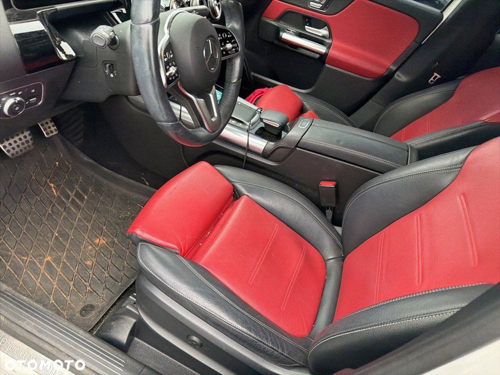 Mercedes-Benz GLA 250 4-Matic AMG Line - 5