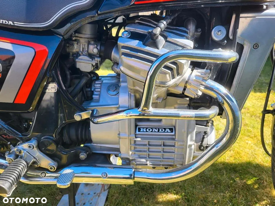 Honda CX - 4