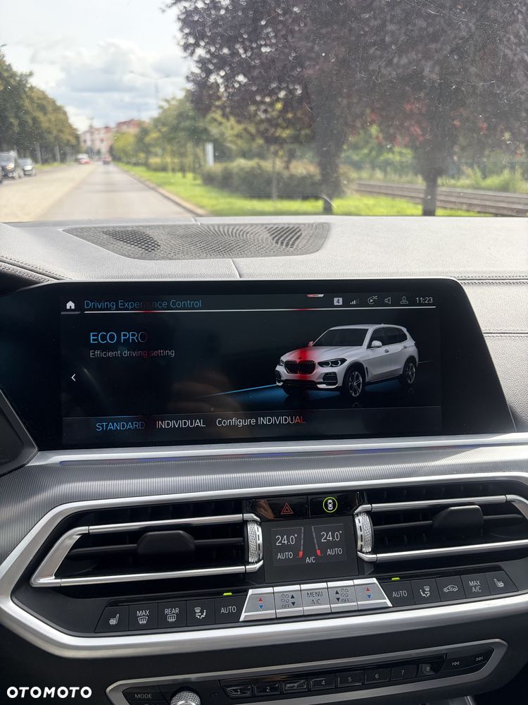 BMW X5 xDrive30d mHEV - 19