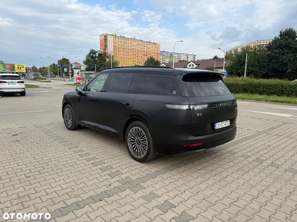 Lynk & Co 900 - 2