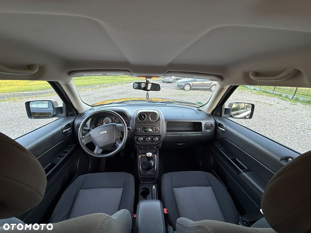 Jeep Patriot 2.4 Sport - 18