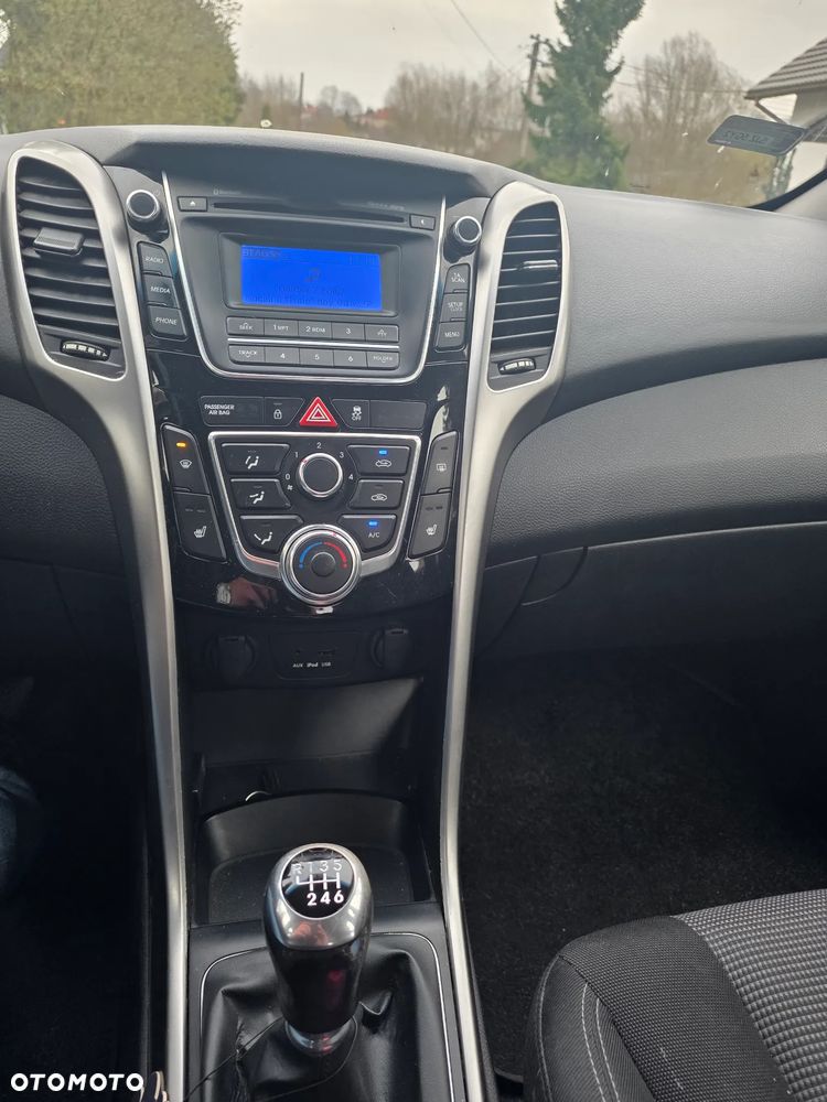 Hyundai i30 1.4 CRDi Trend - 6