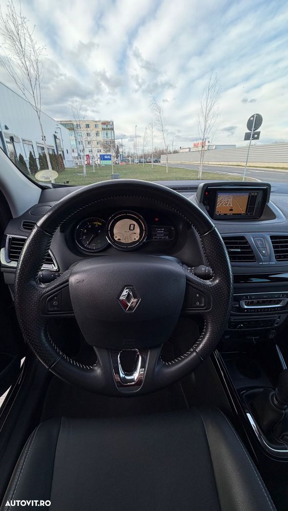 Renault Megane ENERGY dCi 130 Start & Stop Bose Edition - 20