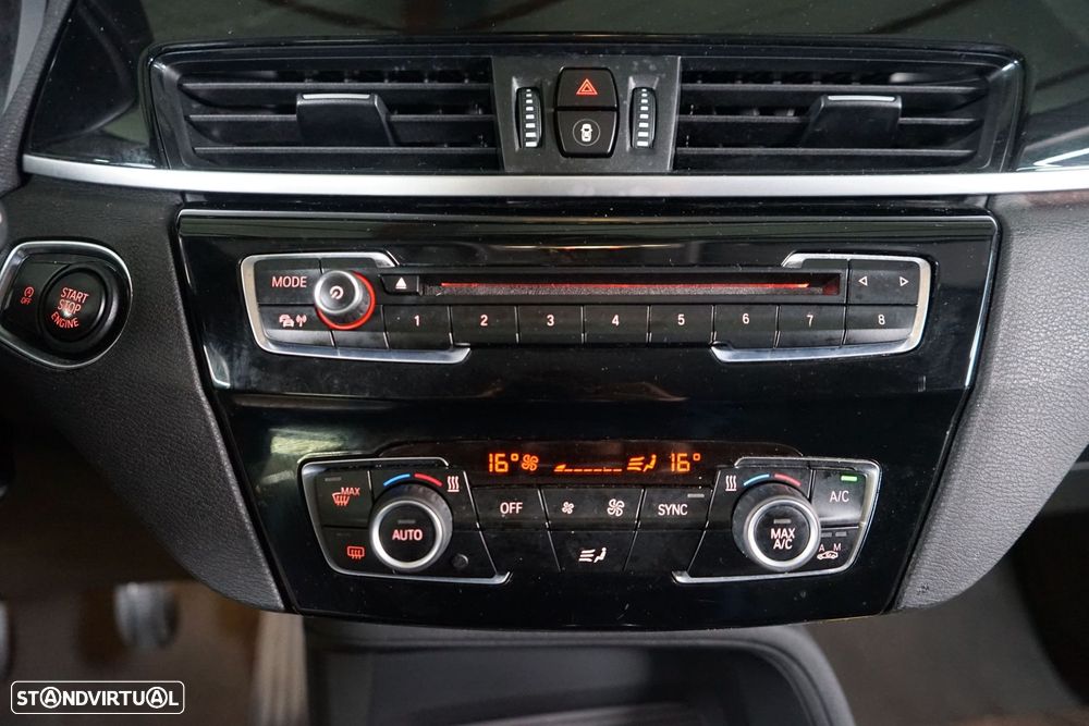 BMW X1 18 d sDrive Advantage - 33