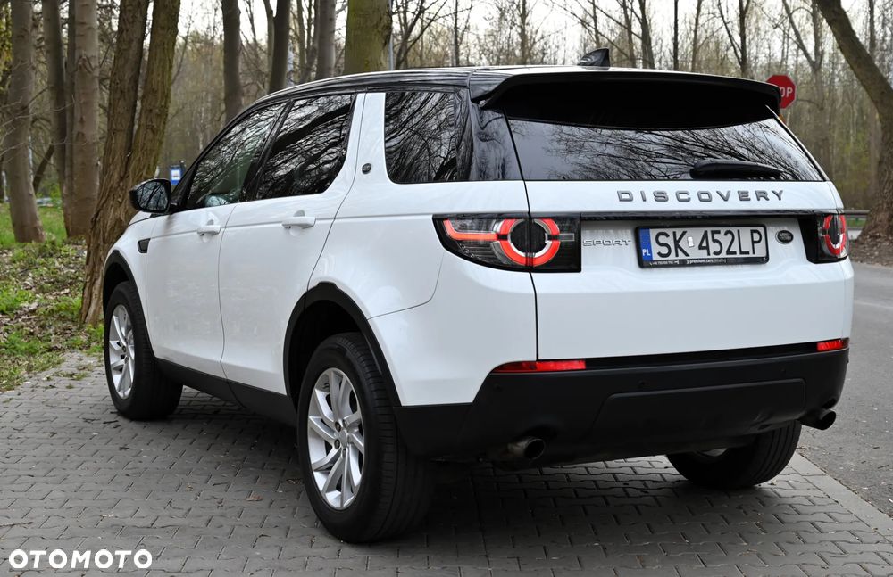 Land Rover Discovery Sport - 16