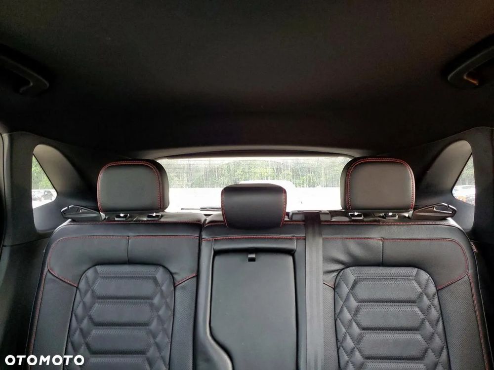 Ford Escape 2.0 EcoBoost AWD Titanium - 9