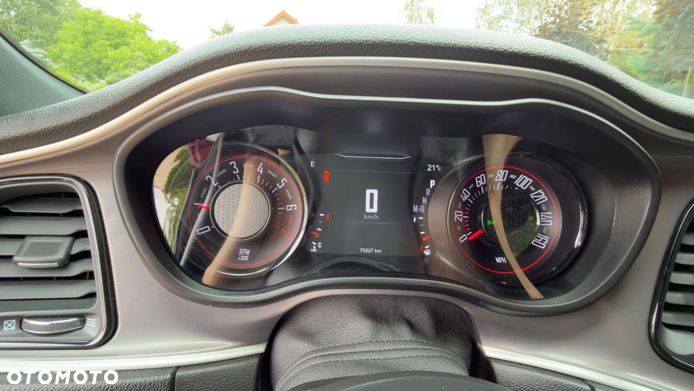 Dodge Challenger 3.6 SXT - 13