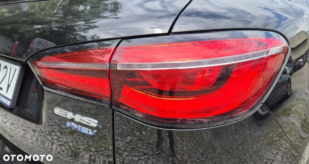 MG HS PHEV Luxury - 12