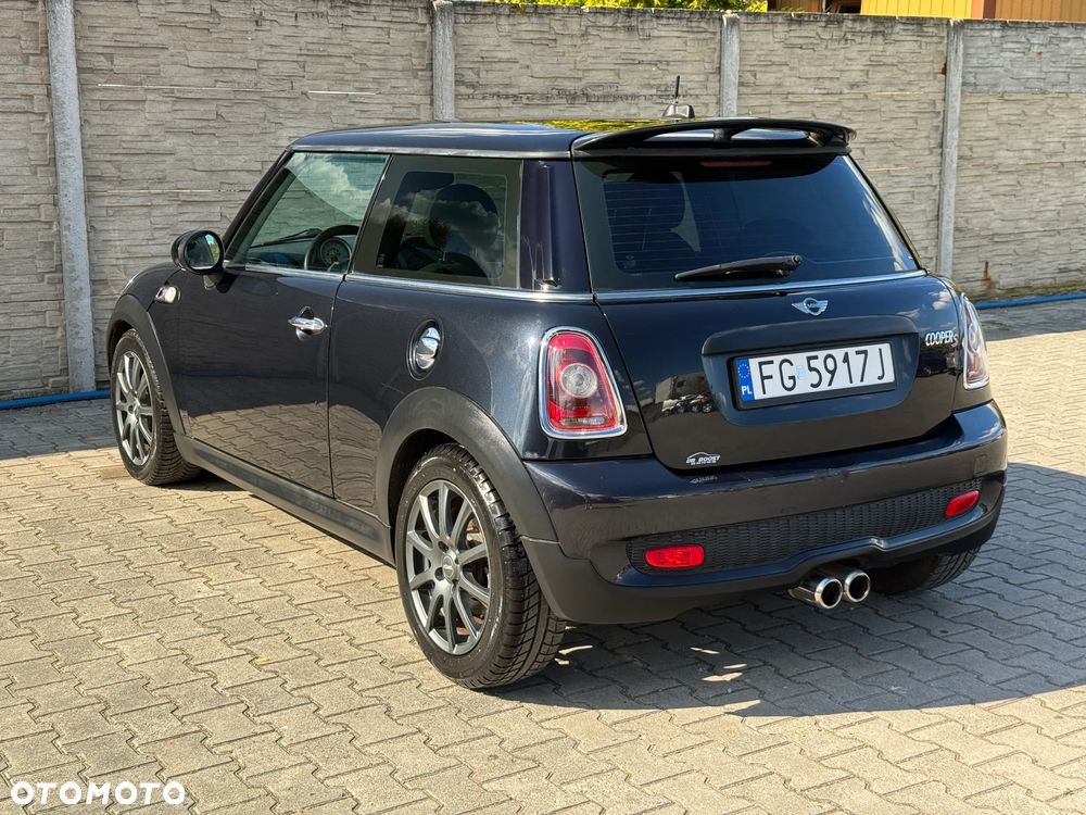 MINI Cooper S Standard - 11