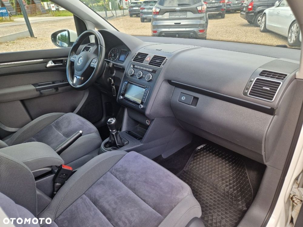 Volkswagen Touran 1.4 TSI Highline - 21