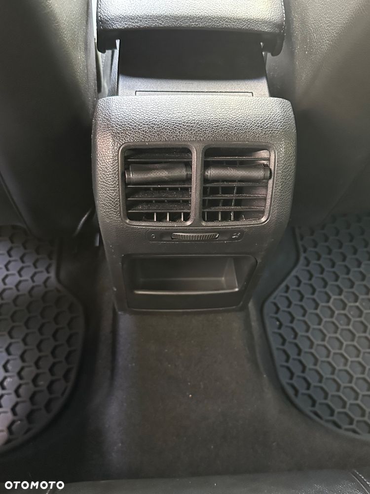 Volkswagen Golf 2.0 TSI GTI - 19