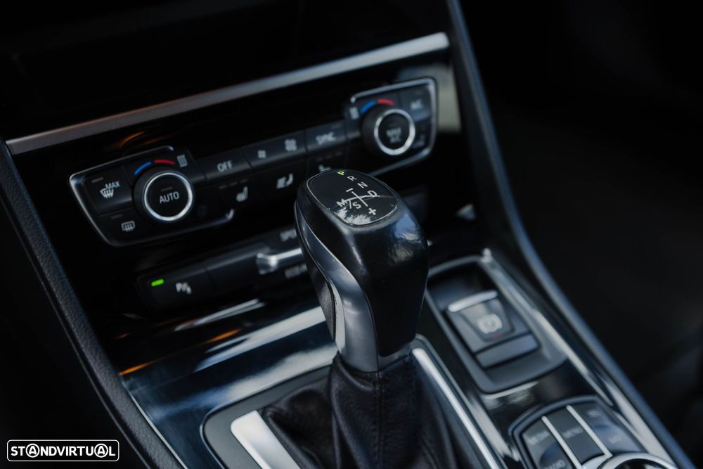 BMW 216 Active Tourer d Advantage Auto - 23