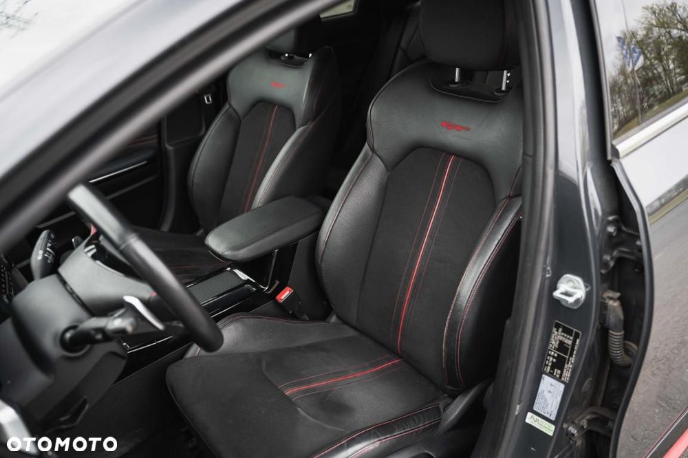 Kia ProCeed - 15