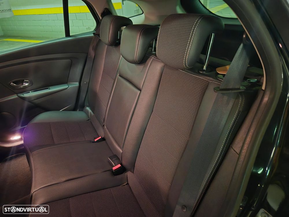 Renault Mégane Sport Tourer 1.5 dCi GT Line - 31