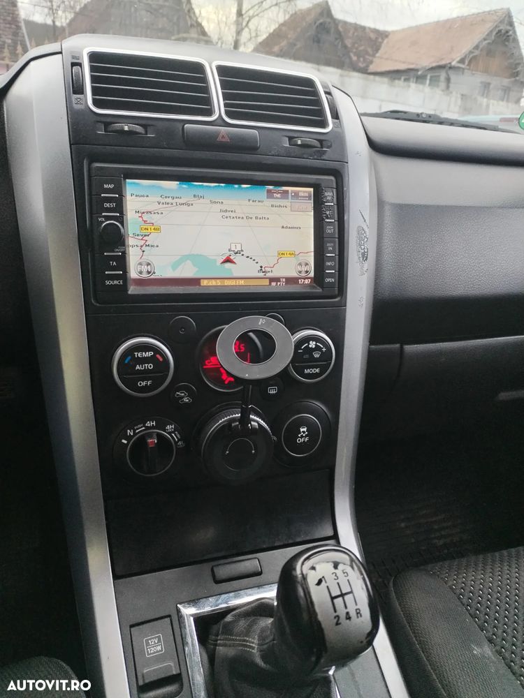 Suzuki Grand Vitara 1.9 DDiS Comfort+ DPF - 4