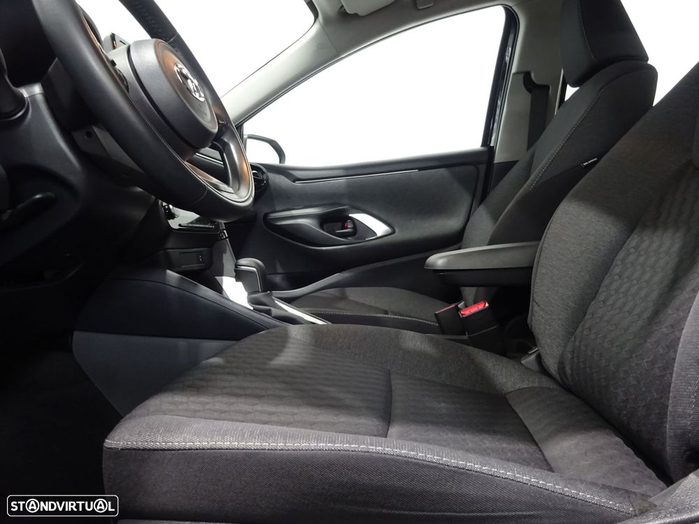 Toyota Yaris 1.5 HDF Comfort Plus - 13