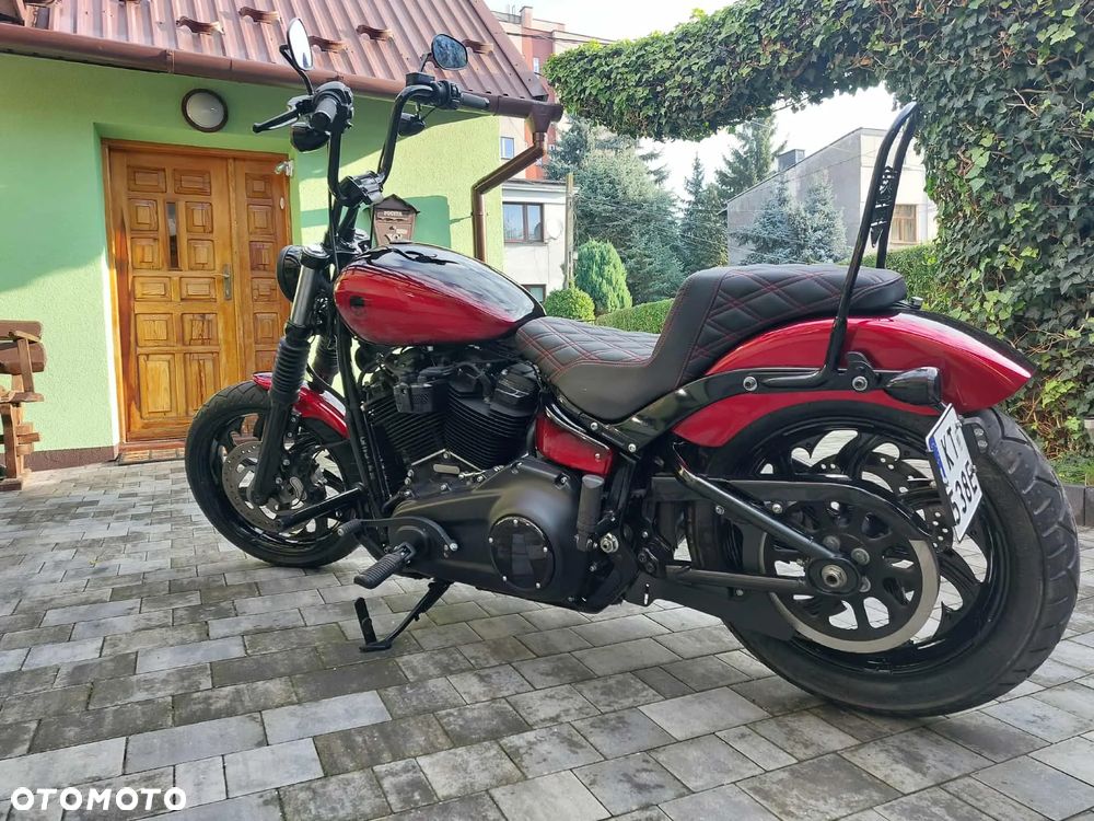 Harley-Davidson Softail Street Bob - 27