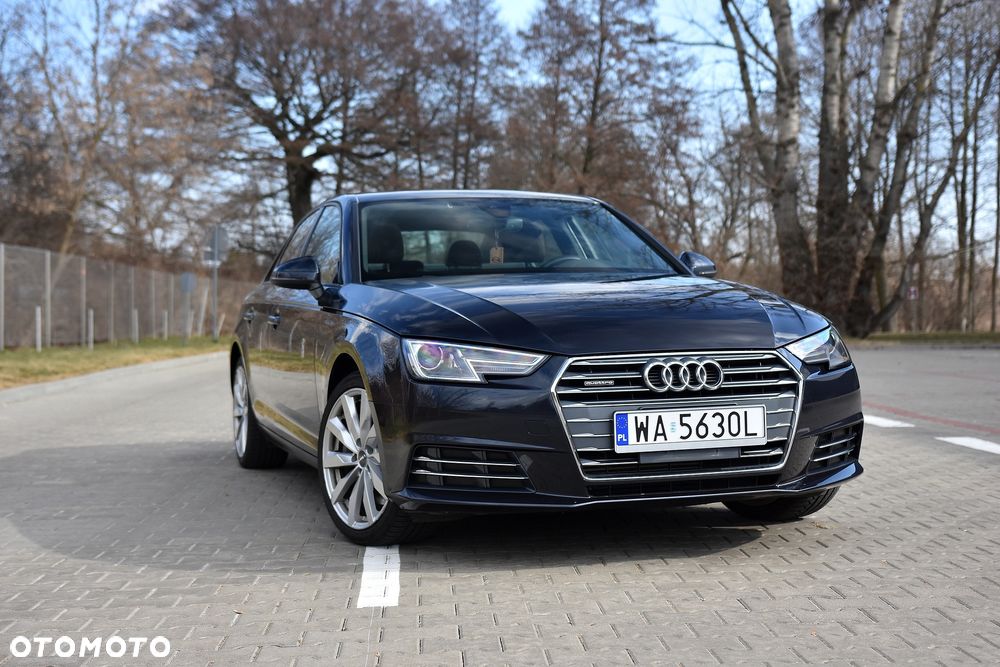 Audi A4 Limousine - 4