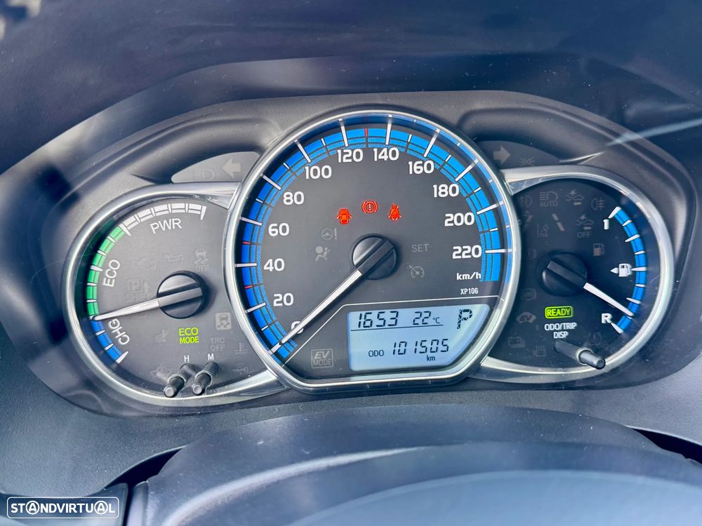 Toyota Yaris 1.5 HSD Sport+Navi - 14