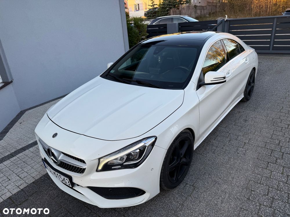 Mercedes-Benz CLA 220 4-Matic AMG Line - 5