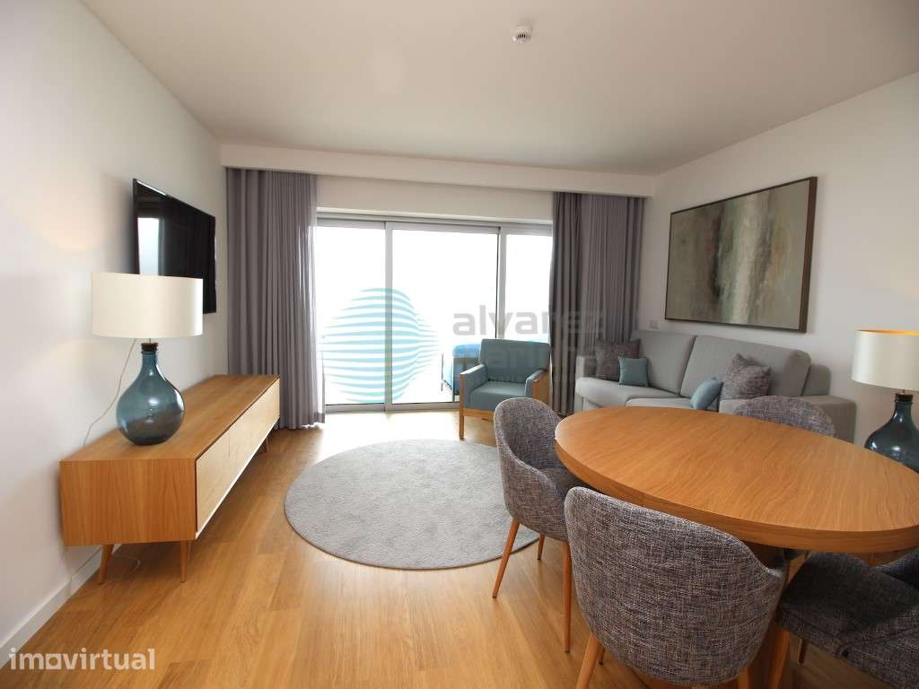 Apartamento T0 Duplex na 1ª Linha da praia de Sesimbra - Grande imagem: 5/18