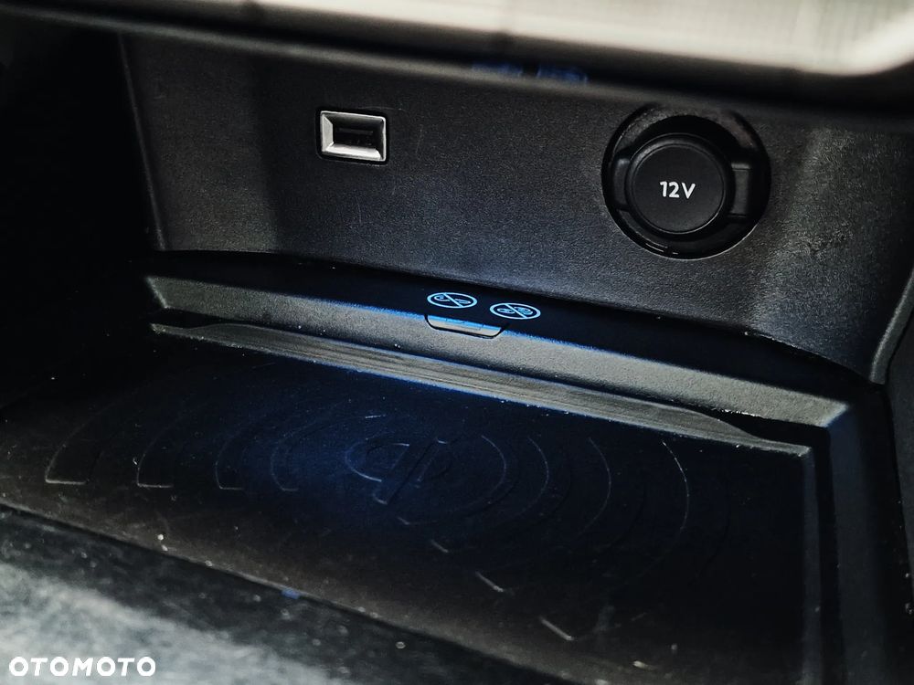 Peugeot 3008 1.5 BlueHDi Allure S&S - 32